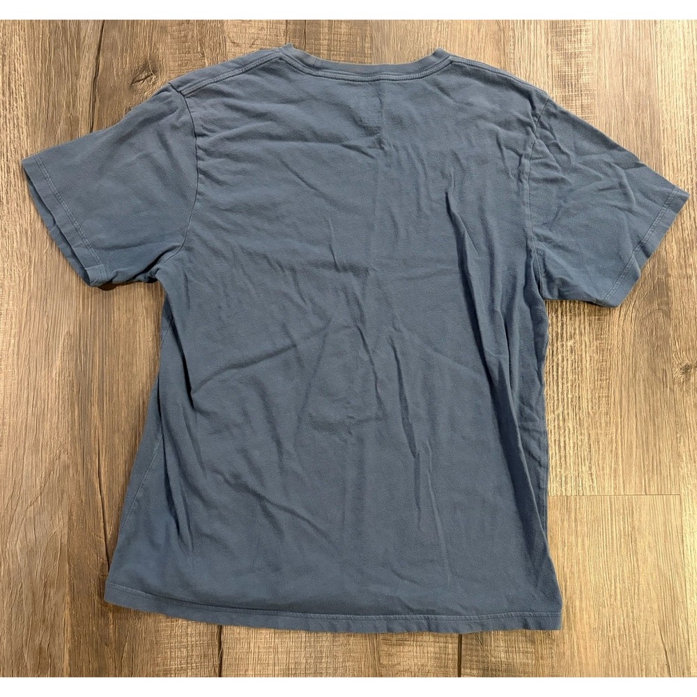 Yeti Mountain Man Holding Cooler Blue Mens Size L Short Sleeve Tee Shirt - Picture 8 of 8